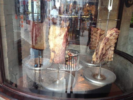 Espeto Giratório Para Costelão Fogo De Chao
